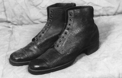 File:Bhagat singh shoes.jpg