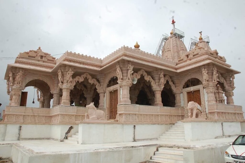 File:Bhilat Dev Temple-1.jpg