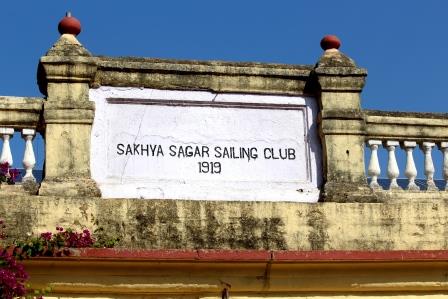File:Sakhya Sagar Sailing Club Shivpuri-1.jpg