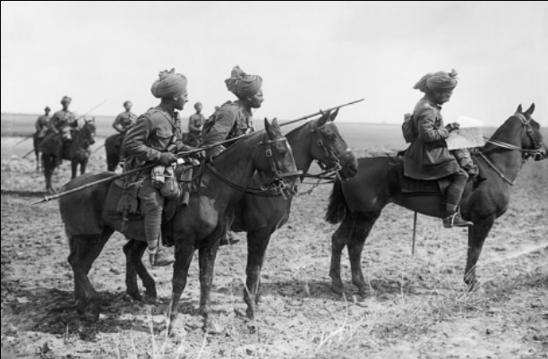 File:Cavalrymen are carrying out reconnaissance before the charge.jpg